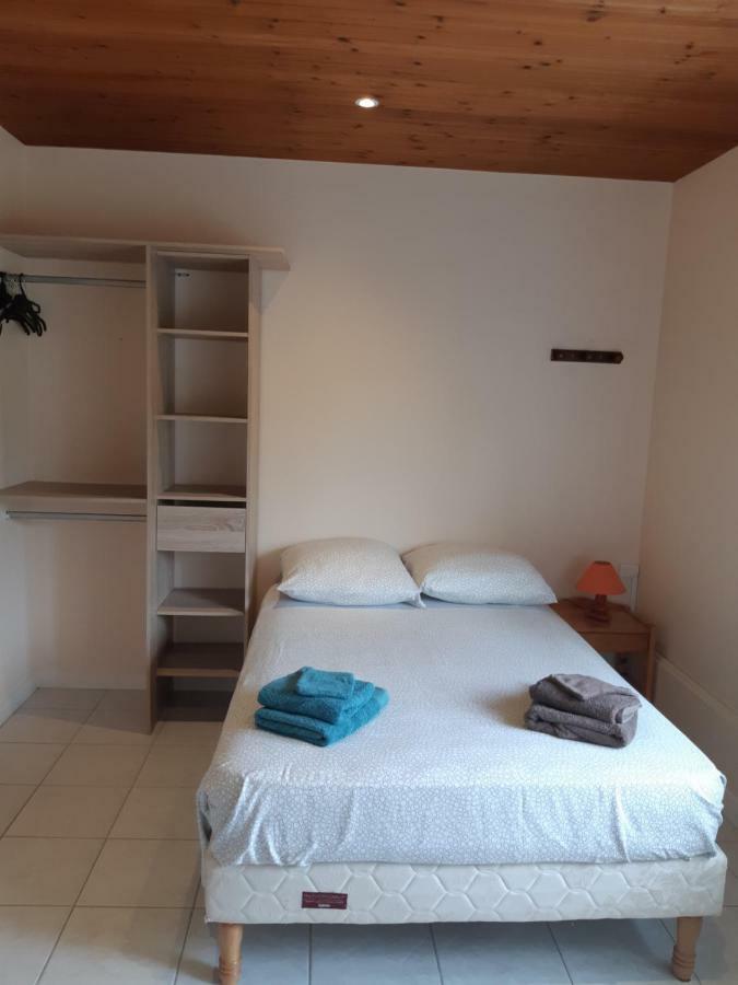 L'Abri D'Emilie - Chambre D'Hotes Saint-Xandre エクステリア 写真